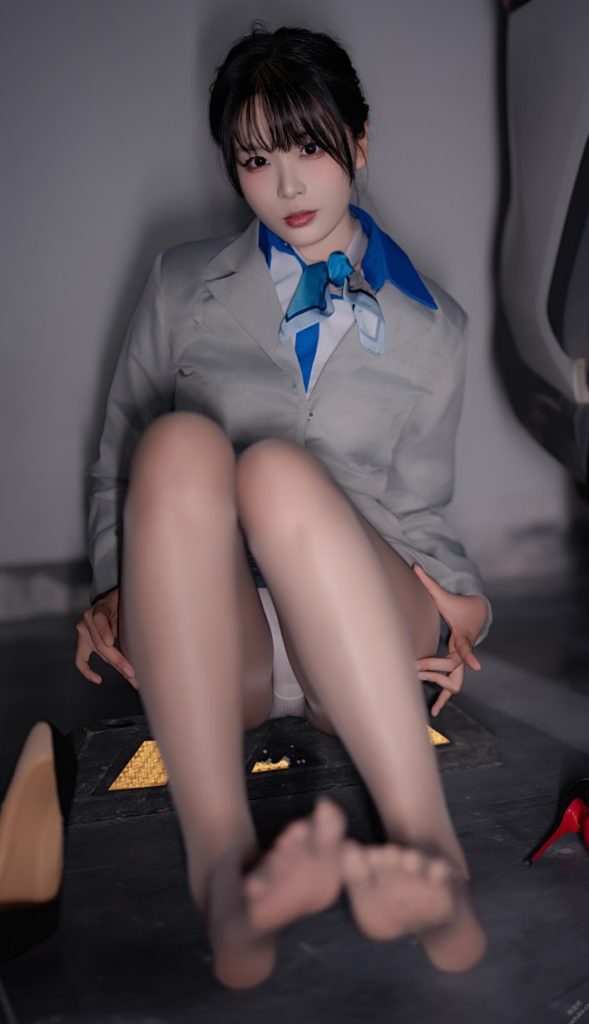 图片[2]-轩萧学姐 NO.064 生日作 空姐车库+黑丝+灰丝 [140P2V-7.81GB]VIP-喵咪社