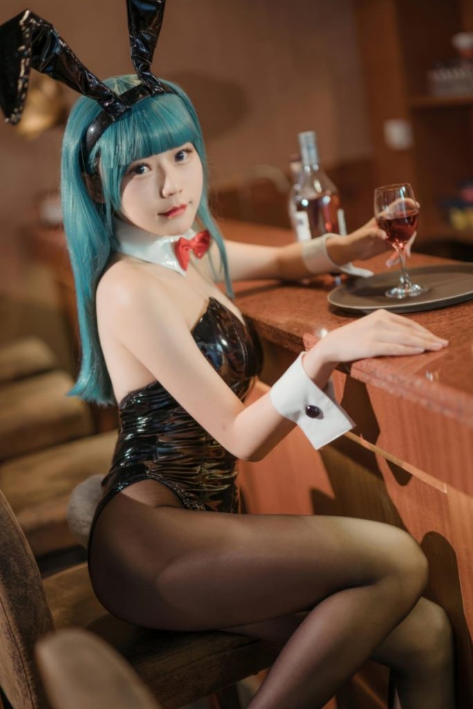 图片[2]-香草喵露露 – NO.062 七龙珠 布玛 兔女郎[30P-222MB]-喵咪社