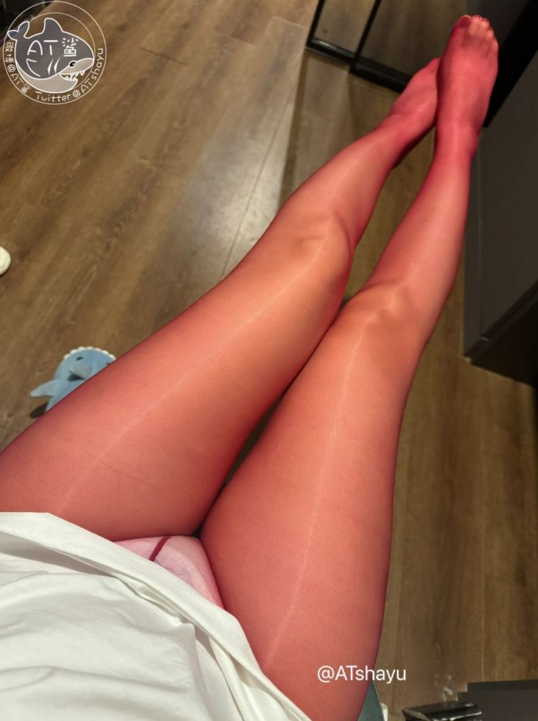 图片[1]-AT鲨 – NO.55 红丝 [21P-3MB]-喵咪社